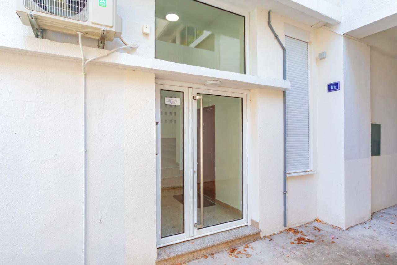 Sea&Center Lux Apartment Bar Bagian luar foto