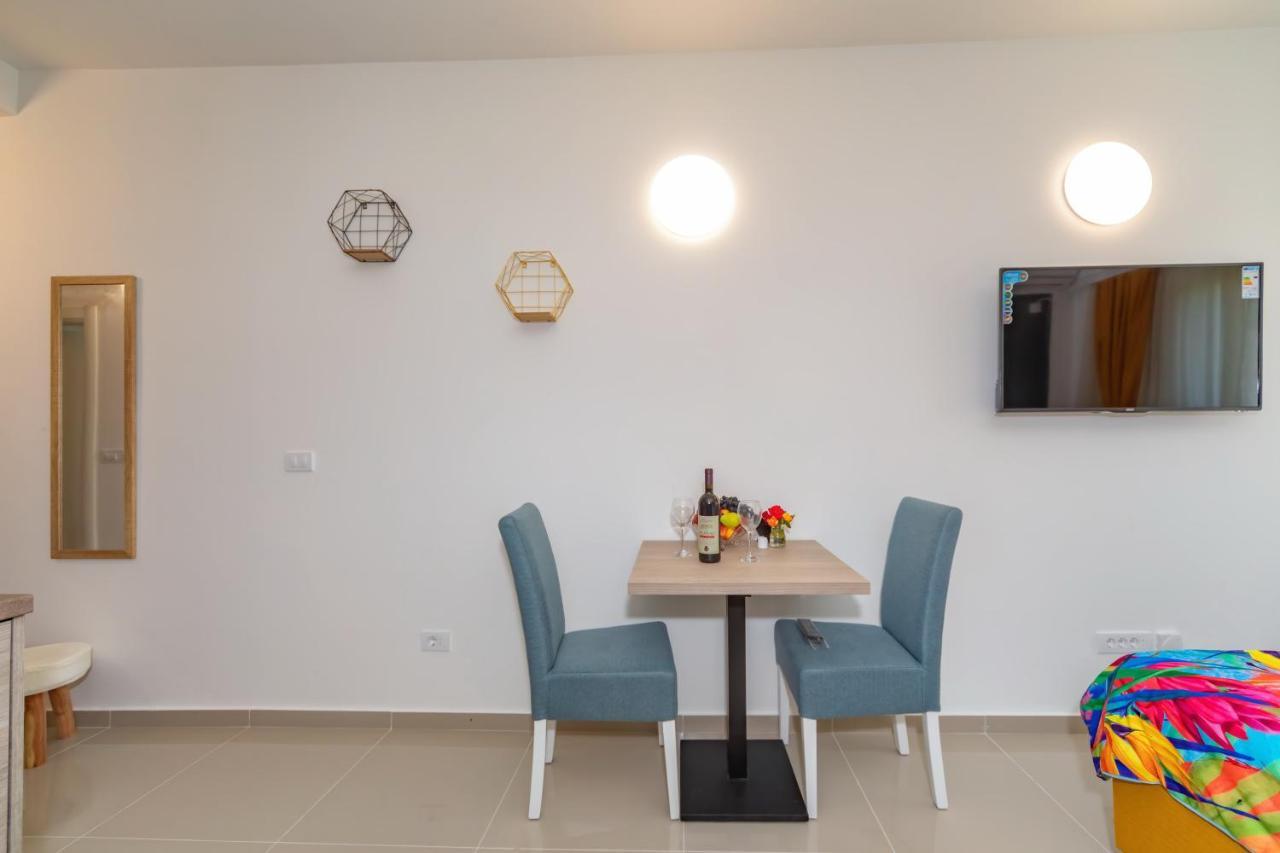 Sea&Center Lux Apartment Bar Bagian luar foto
